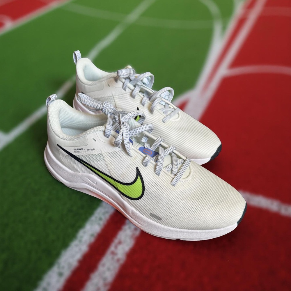 Nike Downshifter 12 Women's 11 White Lime Blast Running Sneakers BNIB